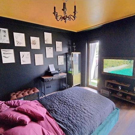 Steampunk Apartment Катовице Екстериор снимка